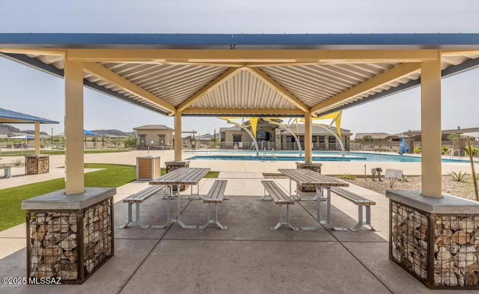 View/Area - 9292 W Creosote Rain Dr, Marana, AZ 85653 photo 7 of 10