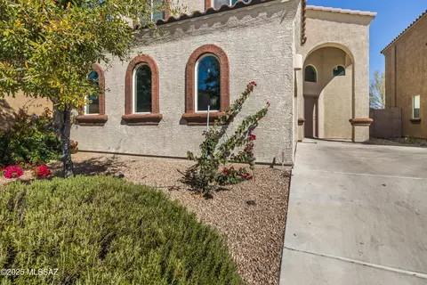 Exterior - 8889 E Abrams Loop, Tucson, AZ 85710 photo 2 of 4