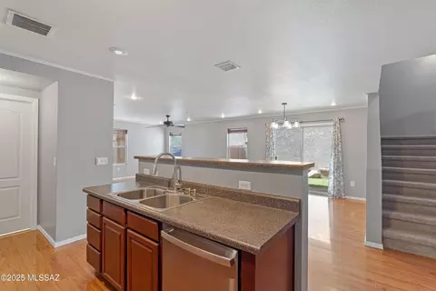 Kitchen - 5741 E Bellow Ln, Tucson, AZ 85712 photo 5 of 6