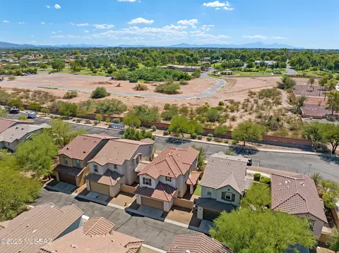 View/Area - 5741 E Bellow Ln, Tucson, AZ 85712 photo 6 of 9