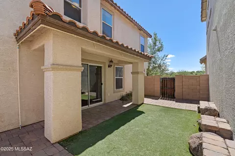 Exterior - 5741 E Bellow Ln, Tucson, AZ 85712 photo 6 of 7