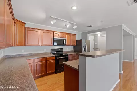 Kitchen - 5741 E Bellow Ln, Tucson, AZ 85712 photo 2 of 6