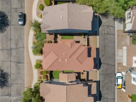 View/Area - 5741 E Bellow Ln, Tucson, AZ 85712 photo 4 of 9