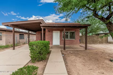 2037 E 18th St, Tucson, AZ 85719