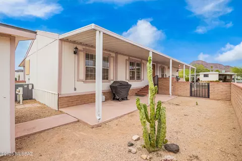 6133 W Lazy Heart St, Tucson, AZ 85713