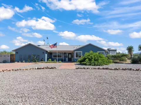 2660 E Darlene Ln, Vail, AZ 85641