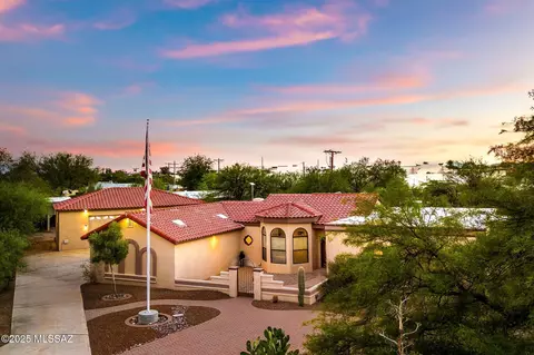 5610 E Burns St, Tucson, AZ 85711