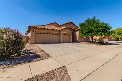 12921 N Cenozoic Dr, Marana, AZ 85658
