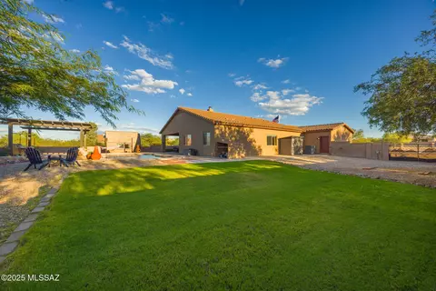 Exterior - 3509 E Slippery Rock Dr, Vail, AZ 85641 photo 4 of 12