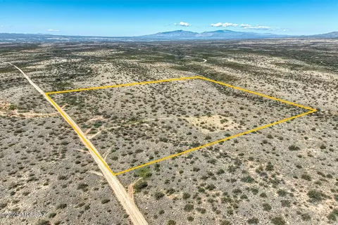 000 E Diamondback Rd, Saint David, AZ 85630 photo 8