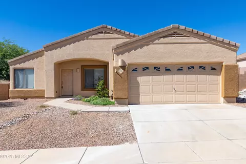 11743 Crescendo Dr, Oro Valley, AZ 85737