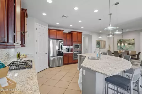14042 E Huppenthal Blvd, Vail, AZ 85641 photo 8