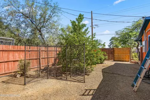 4865 E 3rd St, Tucson, AZ 85711 photo 16