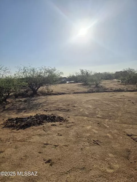 8765 S Fillmore Rd, Tucson, AZ 85736