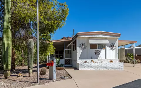 5386 W Bar S St, Tucson, AZ 85713