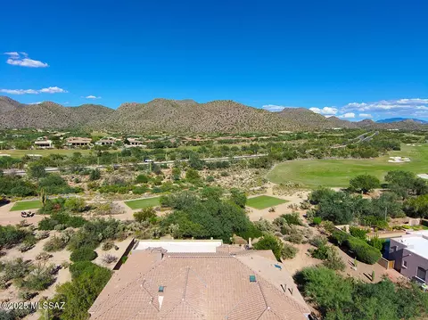 5960 W Clear Brook Ln, Marana, AZ 85658