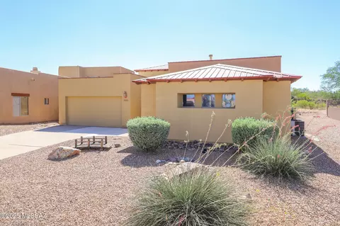 Exterior - 14085 E Copper Mesa Ct, Vail, AZ 85641 photo 3 of 9