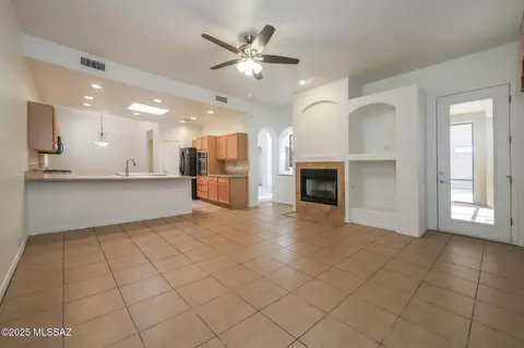 Living - 14085 E Copper Mesa Ct, Vail, AZ 85641 photo 8 of 9