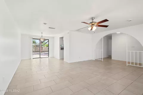 Living - 7456 E 35th St, Tucson, AZ 85710 photo 5 of 7