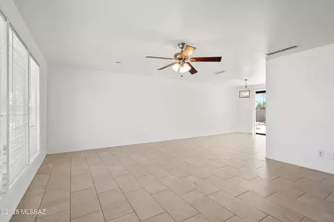 Living - 7456 E 35th St, Tucson, AZ 85710 photo 3 of 7