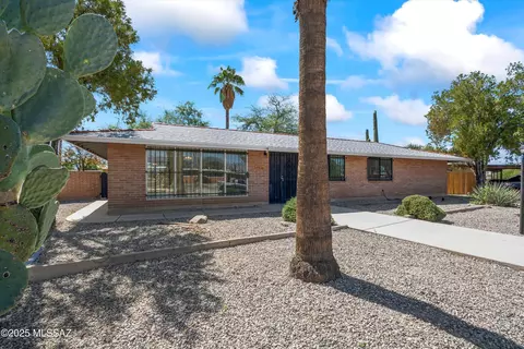 Exterior - 7456 E 35th St, Tucson, AZ 85710 photo 1 of 5