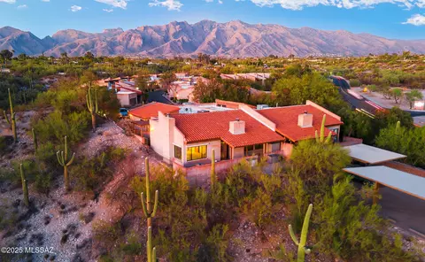 1900 E Campbell Ter, Tucson, AZ 85718 photo 3