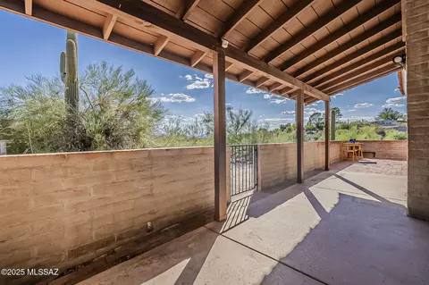 1900 E Campbell Ter, Tucson, AZ 85718 photo 32