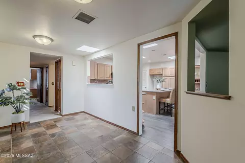 1900 E Campbell Ter, Tucson, AZ 85718 photo 12