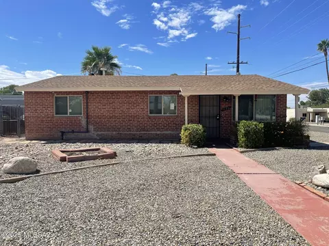 1155 N Santa Rosa Ave, Tucson, AZ 85712