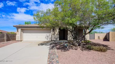 15181 N Canter Pl, Tucson, AZ 85739