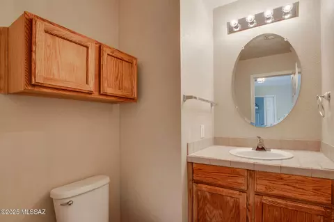 Bath - 3830 Eventide St, Tucson, AZ 85706 photo 1 of 4