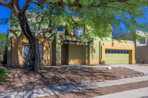 Exterior - 10401 E Rushlight Dr, Tucson, AZ 85748 photo 9 of 9