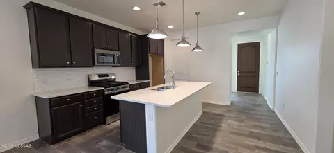 6485 E Via Jardin Verde, Tucson, AZ 85756
