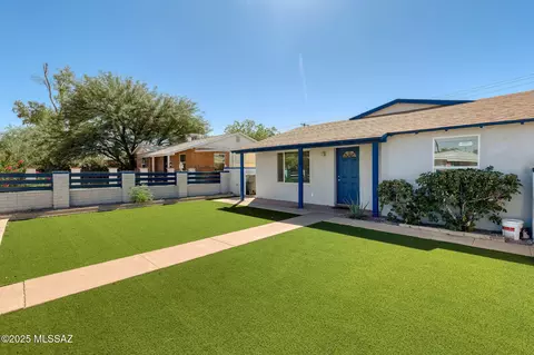 Exterior - 1304 E 13th St, Tucson, AZ 85719 photo 6 of 15