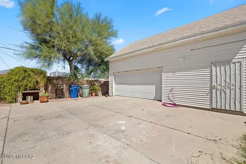 Exterior - 4741-4745 E 2nd St, Tucson, AZ 85711 photo 4 of 4