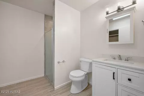 Bath - 4741-4745 E 2nd St, Tucson, AZ 85711 photo 3 of 9
