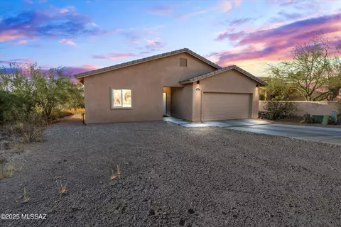 5631 W Lone Star Dr, Tucson, AZ 85713