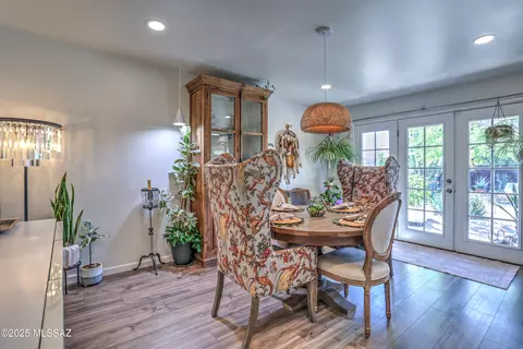 Dining - 2981 W Holladay St, Tucson, AZ 85746 photo 2 of 2