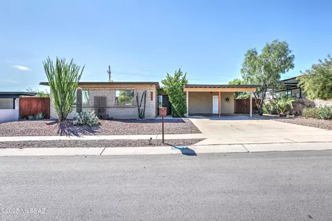 Other - 2981 W Holladay St, Tucson, AZ 85746 photo 2 of 7