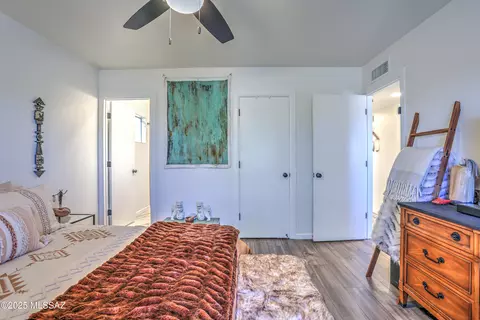 Bedroom - 2981 W Holladay St, Tucson, AZ 85746 photo 3 of 3