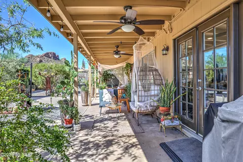 Exterior - 2981 W Holladay St, Tucson, AZ 85746 photo 4 of 10