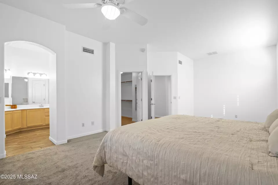 Bedroom - 6329 Camino De Cabaluna, Tucson, AZ 85704 photo 3 of 7
