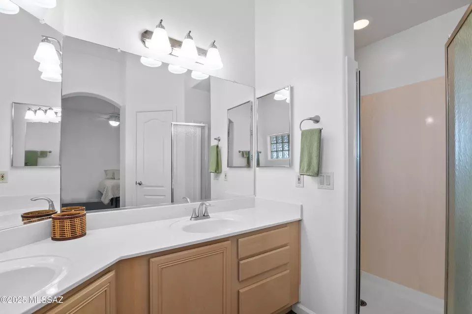 Bath - 6329 Camino De Cabaluna, Tucson, AZ 85704 photo 3 of 4
