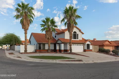 9537 E Ashford Dr, Tucson, AZ 85747