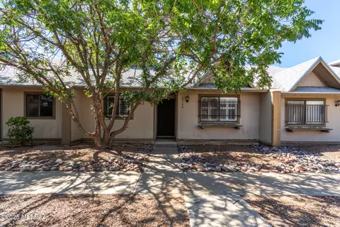 2758 N Pacific Dr, Tucson, AZ 85705