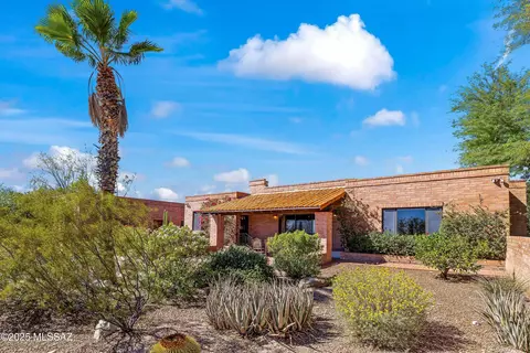 Exterior - 6020 E Territory Ave, Tucson, AZ 85750 photo 5 of 6