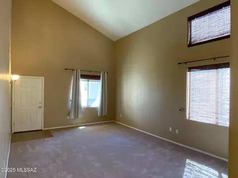 Living - 12787 E Hartshorn Pass, Vail, AZ 85641 photo 2 of 7