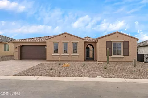 61935 E Acadia Ln, Oracle, AZ 85623