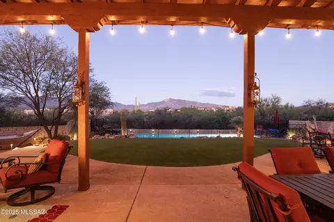 8447 S Long Bar Ranch Pl, Vail, AZ 85641
