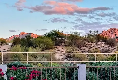 10644 N Laughing Coyote Way, Oro Valley, AZ 85737
